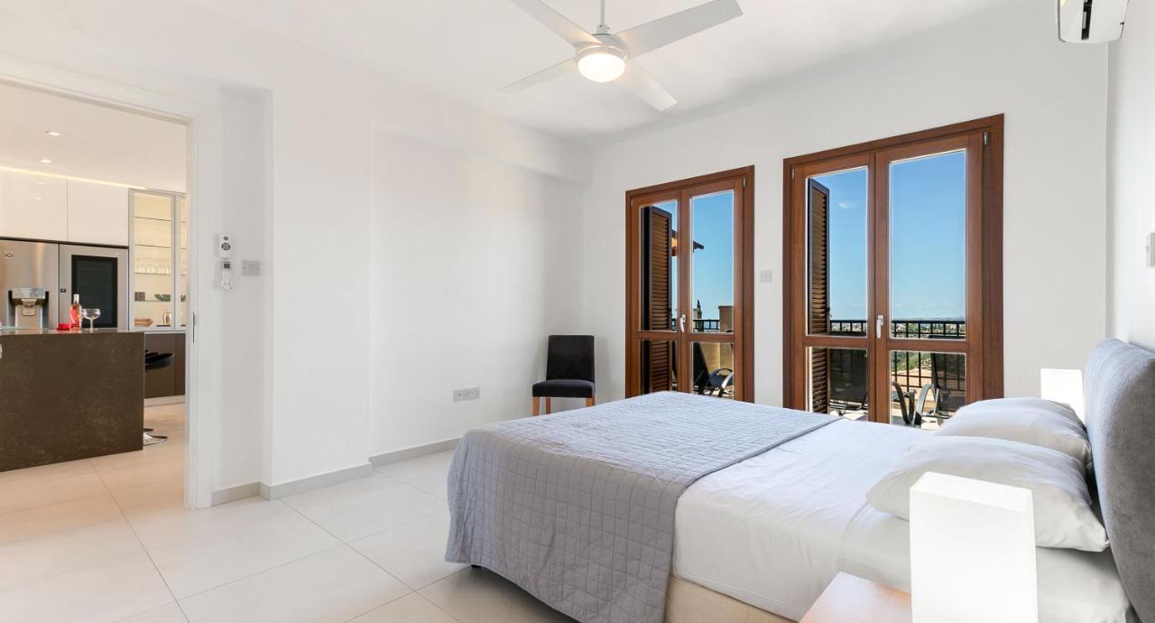 Modern Apartment Nz11 Large Balconies With Sea And Mountain Views Kouklia Exteriér fotografie